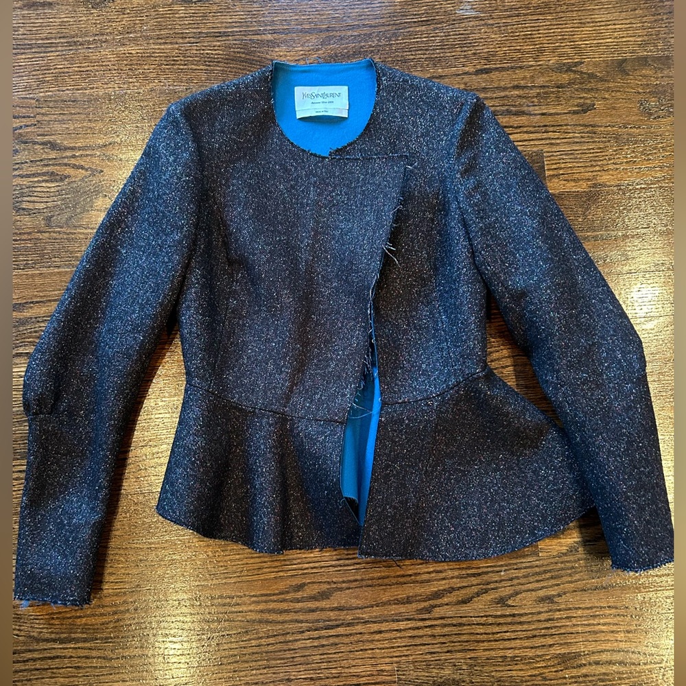 Yves Saint Laurent Women’s Fall 2008 Runway tweed blazer size 38.